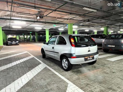 Opel Corsa 2002 - фото 10