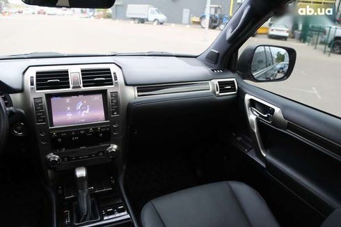 Lexus GX 2020 - фото 14