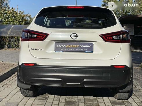 Nissan Qashqai 2021 - фото 14