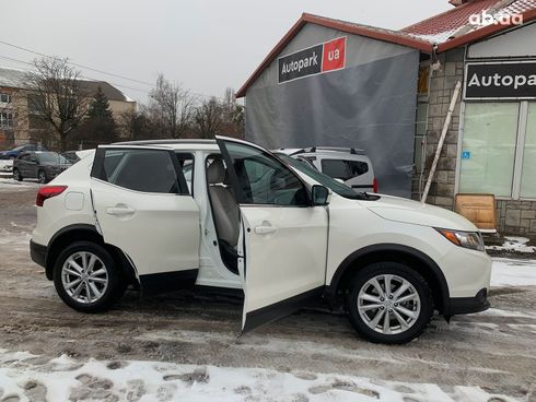 Nissan Rogue 2018 белый - фото 15