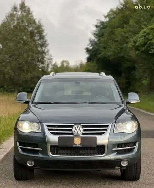 Volkswagen Touareg 2007 серый - фото 2