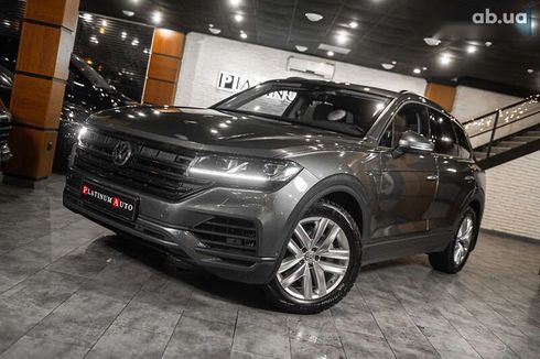 Volkswagen Touareg 2019 - фото 2