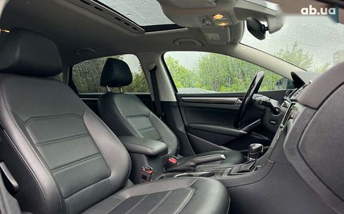 Volkswagen Passat 2017 - фото 11