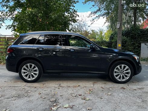 Mercedes-Benz GLC-Класс 2021 серый - фото 16