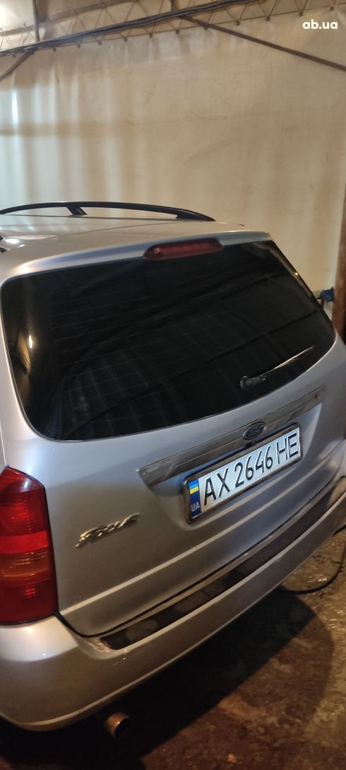 Ford Focus 2000 серебристый - фото 4