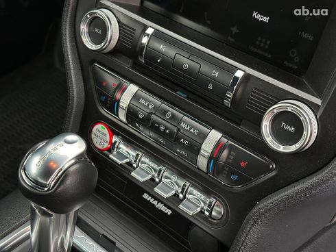 Ford Mustang 2022 черный - фото 43