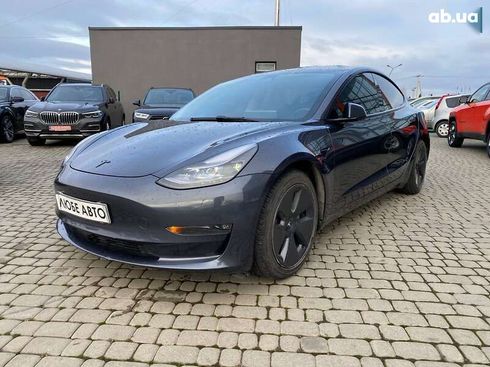 Tesla Model 3 2021 - фото 3