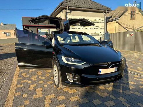 Tesla Model X 2017 - фото 28