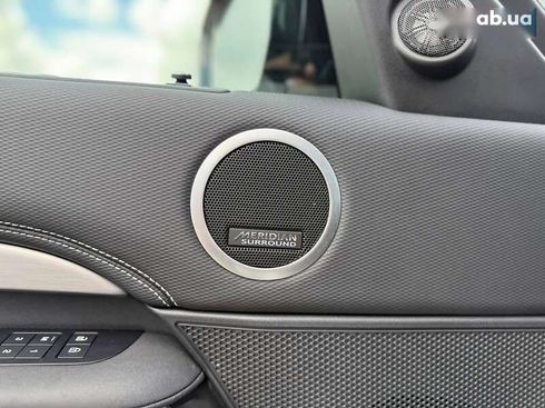 Land Rover Discovery 2021 - фото 30