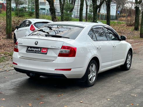 Skoda octavia a7 2013 белый - фото 8