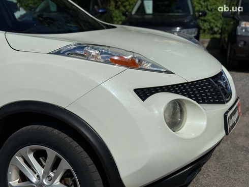 Nissan Juke 2011 белый - фото 4