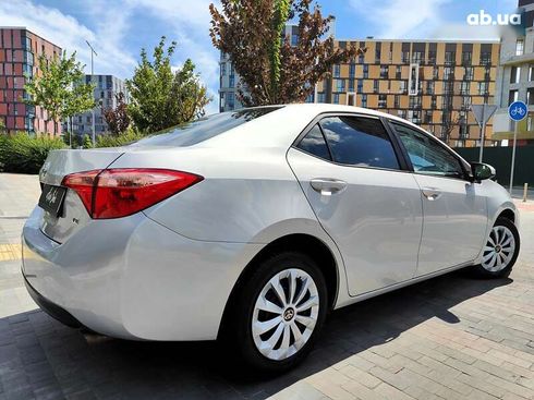 Toyota Corolla 2019 - фото 20