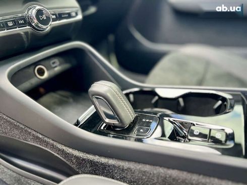 Volvo XC40 2021 - фото 30