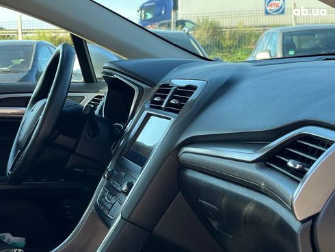 Ford Fusion 2019 серый - фото 42