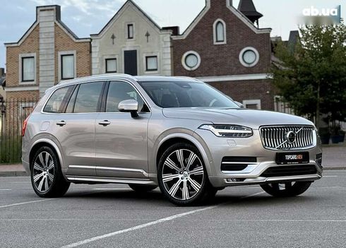 Volvo XC90 2022 - фото 27