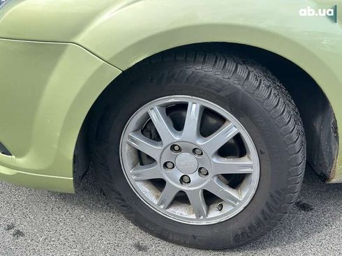 Ford Focus 2005 - фото 9