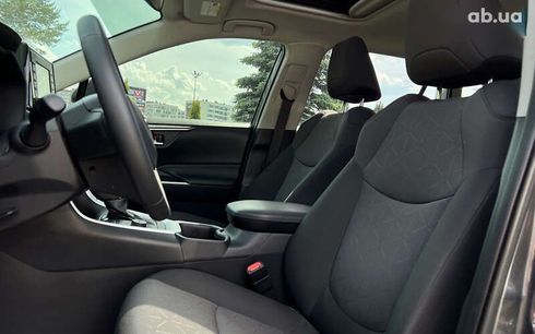 Toyota RAV4 2022 - фото 14