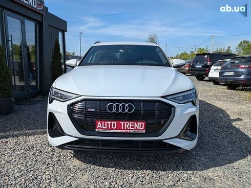 Audi E-Tron 2020 - фото 3