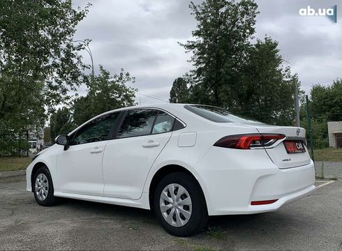 Toyota Corolla 2020 - фото 18