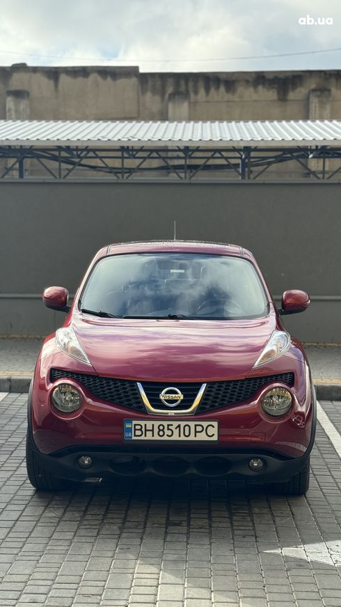 Nissan Juke 2012 красный - фото 12
