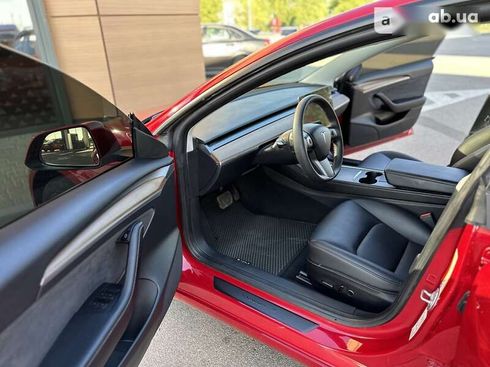 Tesla Model 3 2022 - фото 24