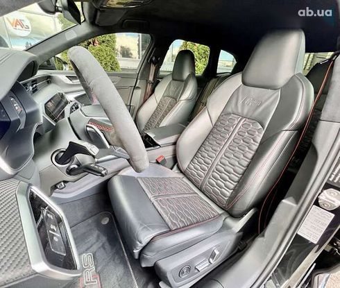 Audi rs6 2021 - фото 27