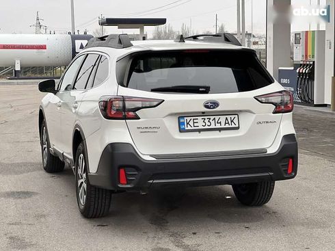Subaru Outback 2021 - фото 26