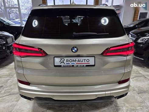 BMW X5 2019 - фото 21