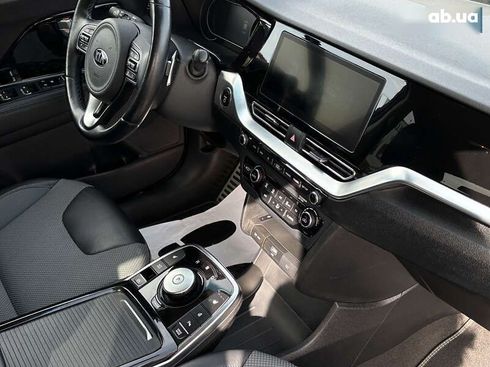Kia Niro 2021 - фото 17