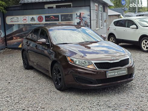 Kia Optima 2010 коричневый - фото 3
