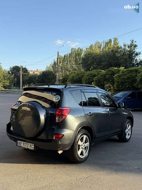 Toyota RAV4 2006 - фото 9
