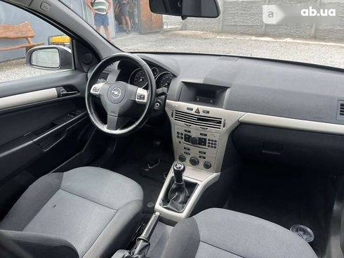 Opel Astra 2007 - фото 20