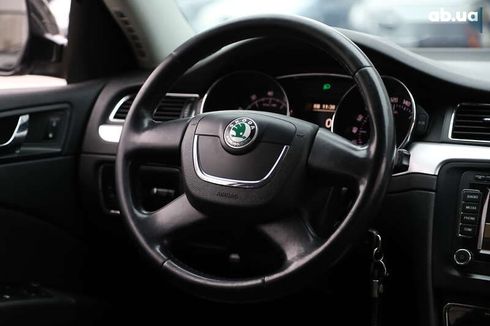 Skoda Superb 2010 - фото 12