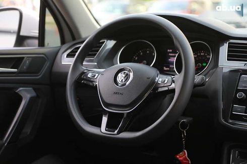 Volkswagen Tiguan 2018 - фото 12