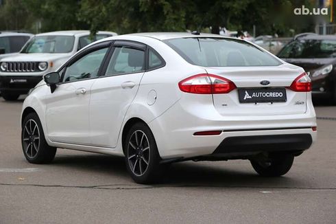 Ford Fiesta 2018 - фото 5