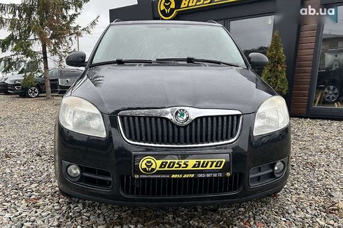 Skoda Fabia 2009 - фото 2