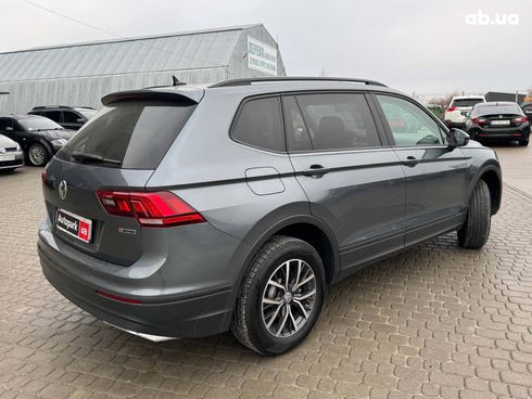 Volkswagen Tiguan 2021 серый - фото 19