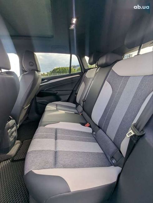 Volkswagen ID.4 2021 - фото 15
