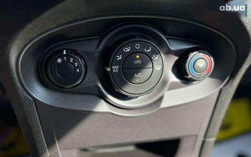 Ford Fiesta 2019 - фото 19