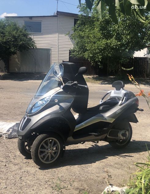 Piaggio Mp3 2011 серебристый - фото 9