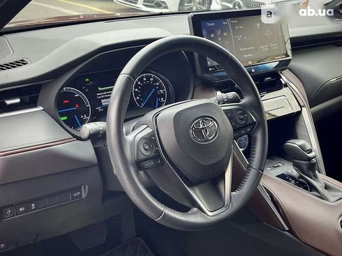 Toyota Venza 2022 - фото 19