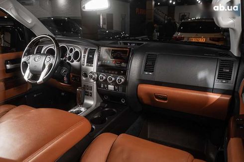 Toyota Sequoia 2014 - фото 25