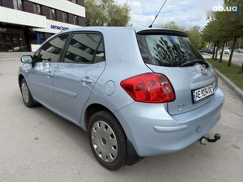 Toyota Auris 2008 - фото 8