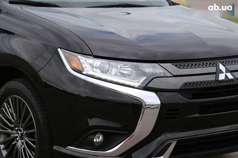Mitsubishi Outlander 2021 - фото 4