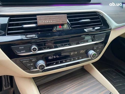 BMW 5 серия 2019 - фото 21