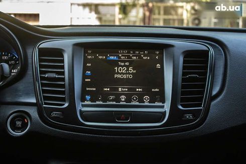 Chrysler 200 2015 - фото 17