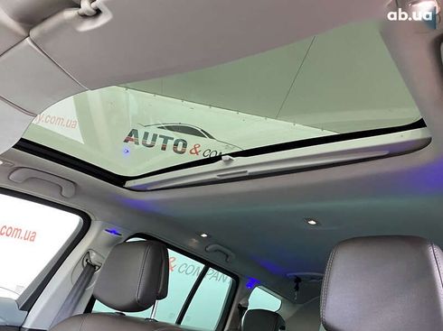 Renault Espace 2016 - фото 28