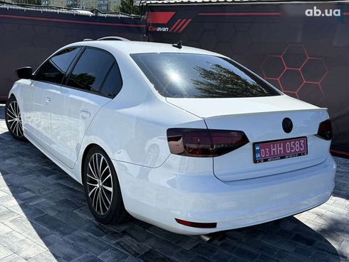 Volkswagen Jetta 2016 - фото 13