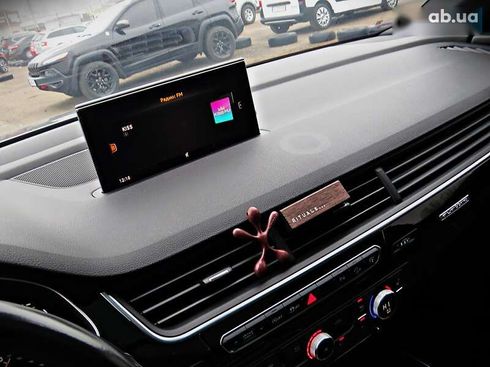 Audi Q7 2016 - фото 15