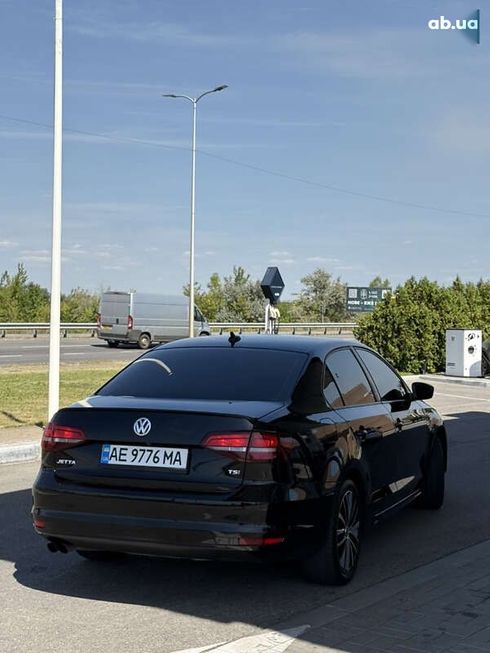 Volkswagen Jetta 2016 - фото 6
